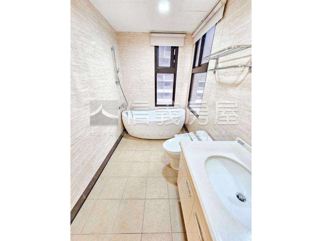 溫馨美宅●宜誠耀３房車位房屋室內格局與周邊環境