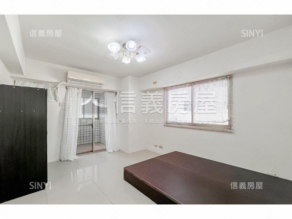 逢甲路四房車位美屋房屋室內格局與周邊環境
