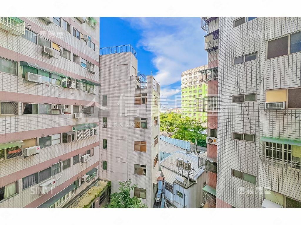 逢甲路四房車位美屋房屋室內格局與周邊環境