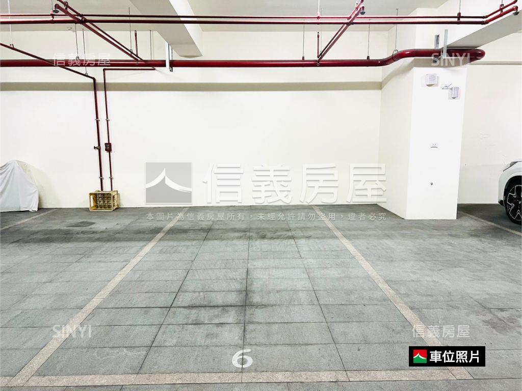 摩登世紀２兩房平車房屋室內格局與周邊環境