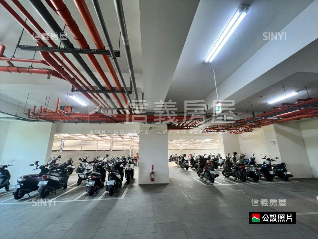 摩登世紀２兩房平車房屋室內格局與周邊環境