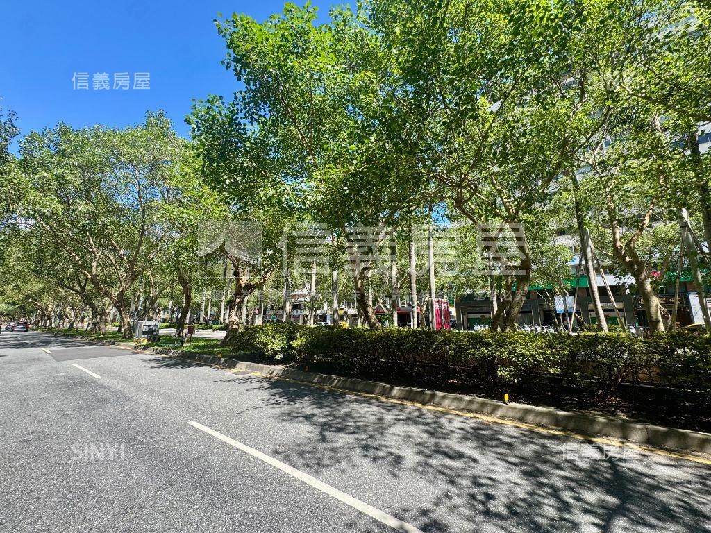 ＮＥＷ華美高樓景觀２房房屋室內格局與周邊環境