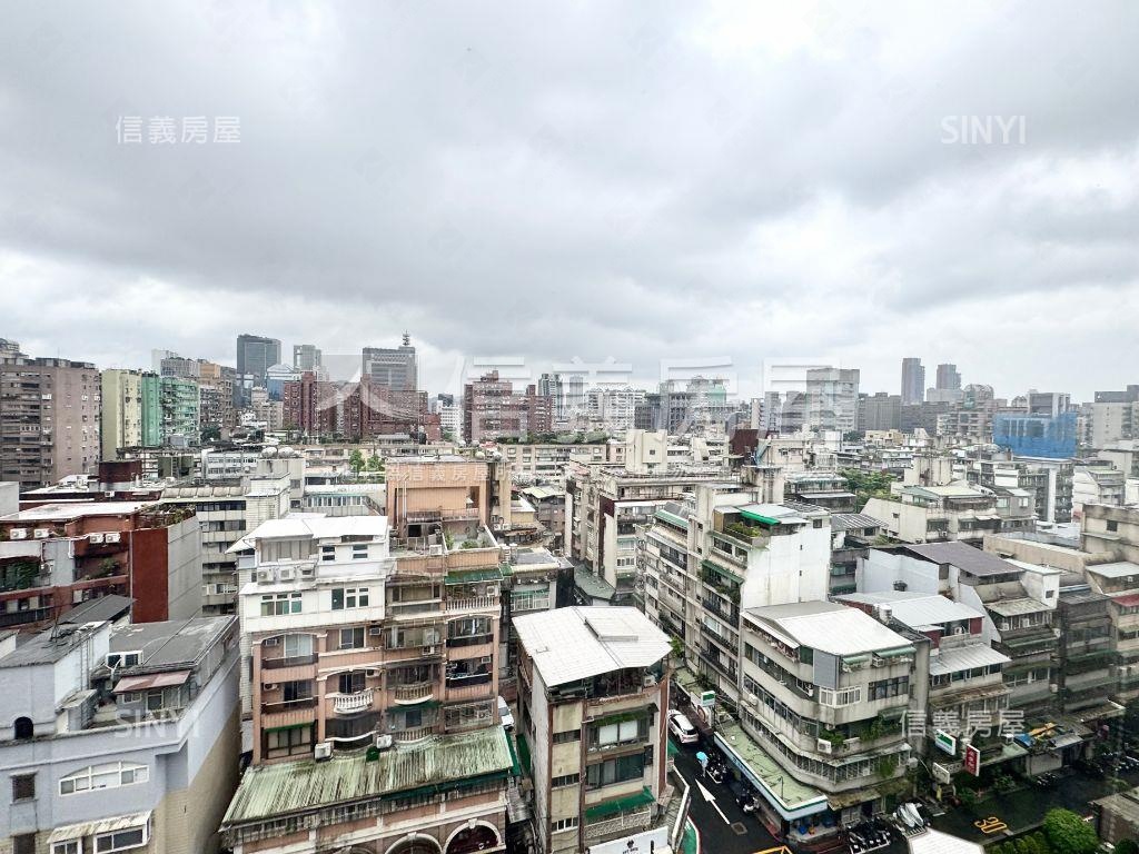 ＮＥＷ華美高樓景觀２房房屋室內格局與周邊環境