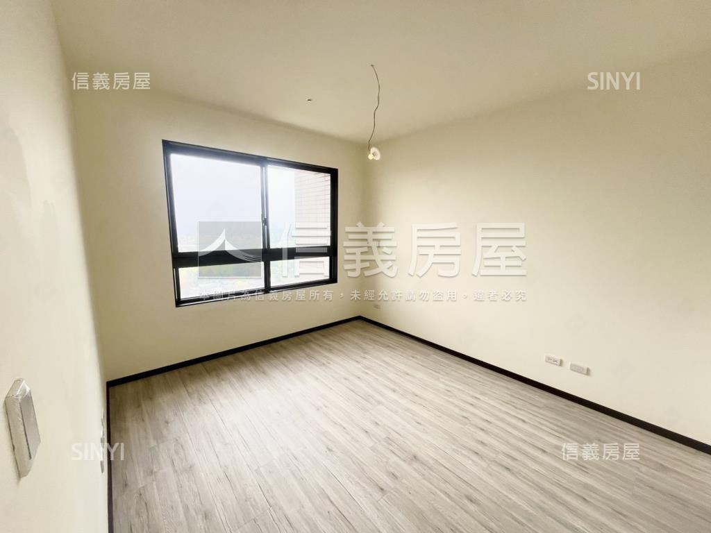 菁科２朝南三房先看這間棒房屋室內格局與周邊環境