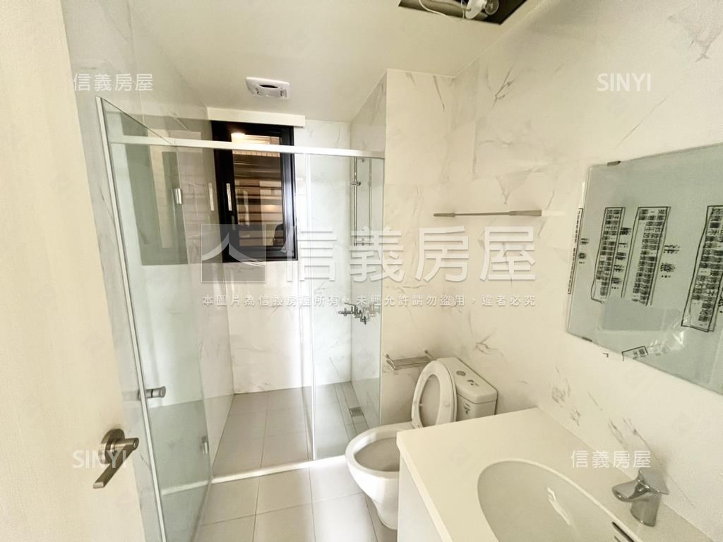 菁科２朝南三房先看這間棒房屋室內格局與周邊環境