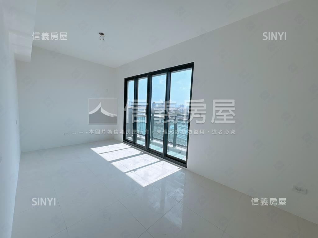 全新完工朝南臨路邊間墅Ａ房屋室內格局與周邊環境