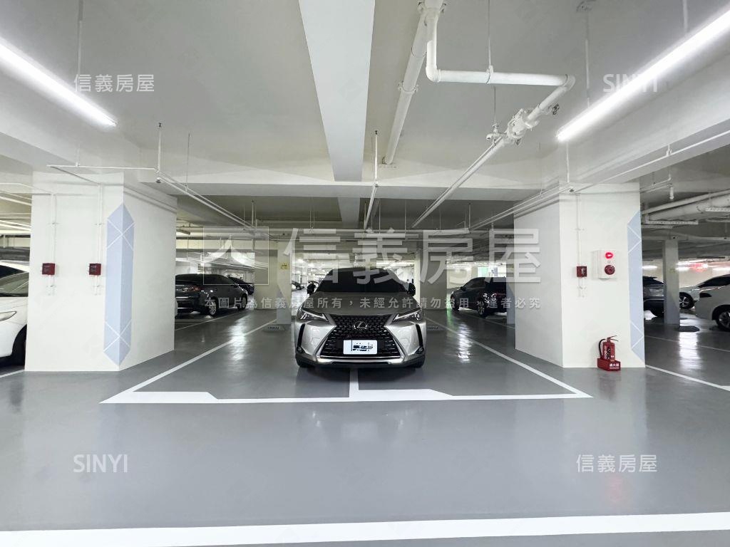 大景莊園採光三房雙平車房屋室內格局與周邊環境
