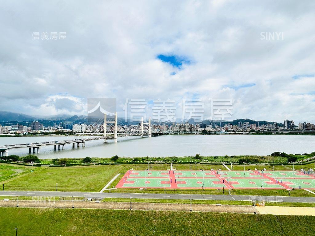 稀有次頂樓電梯河景美兩房房屋室內格局與周邊環境