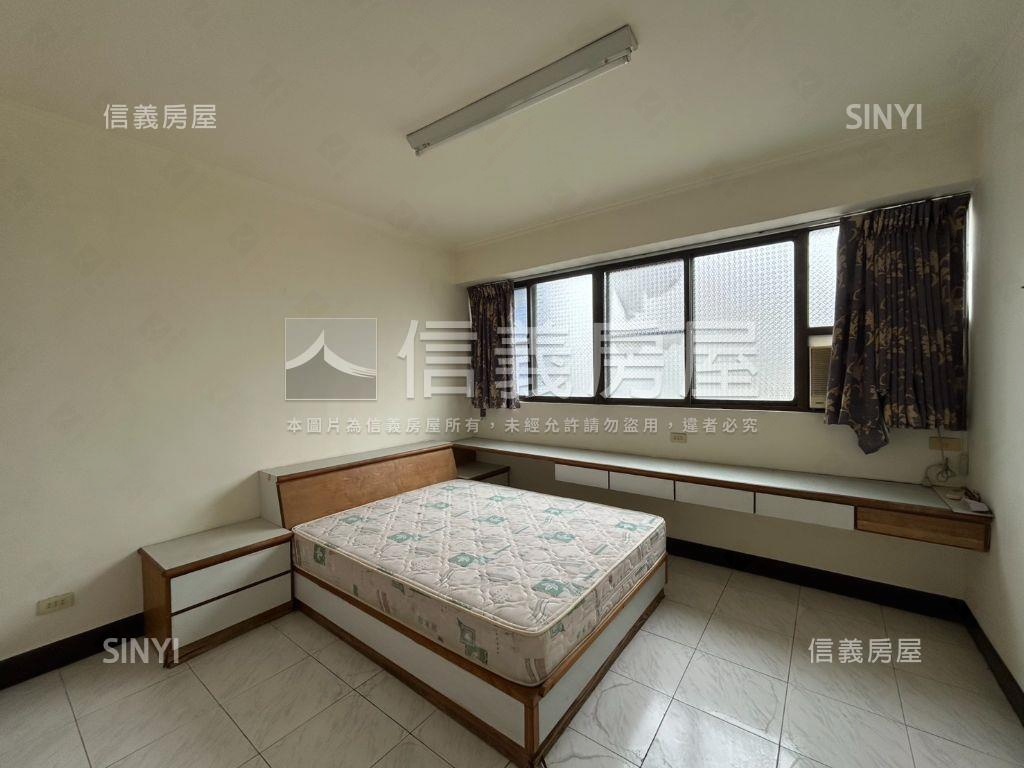 陽明學區正路透天店面房屋室內格局與周邊環境