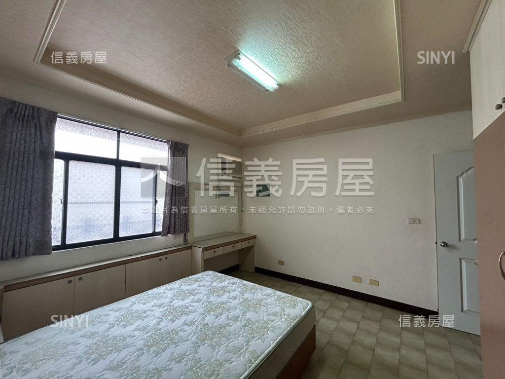陽明學區正路透天店面房屋室內格局與周邊環境