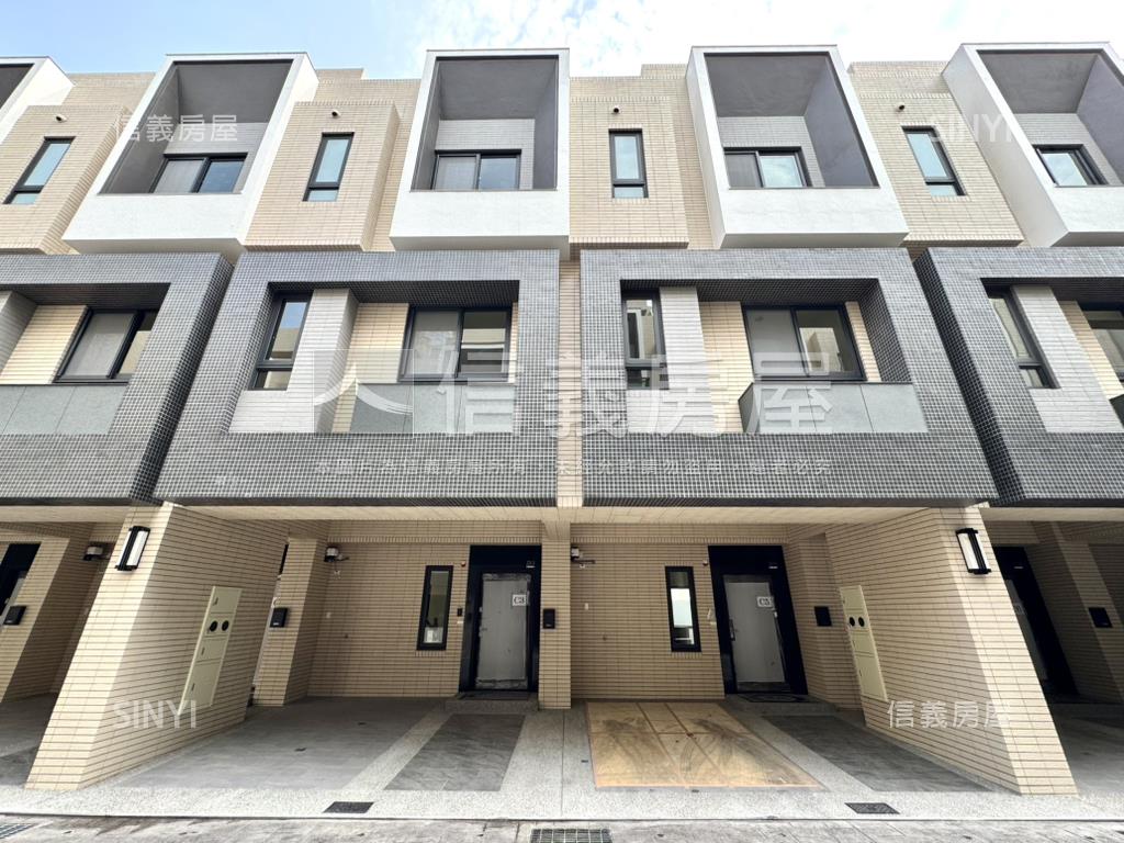 清泉崗全新未住精美別墅房屋室內格局與周邊環境