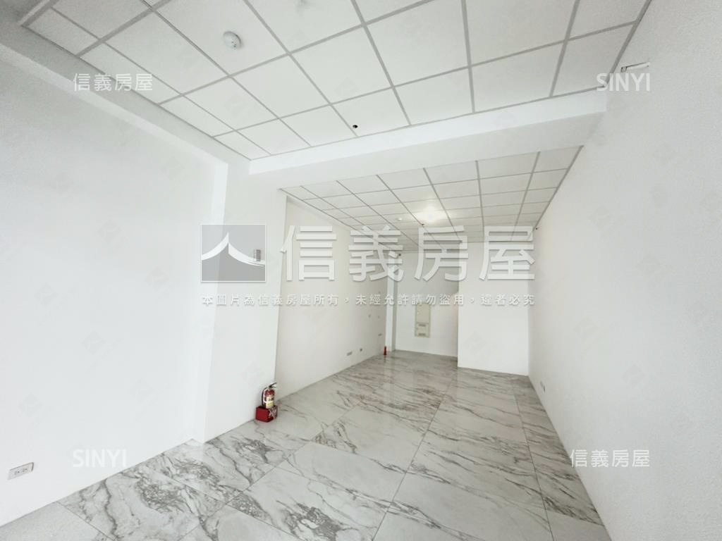 敦北南京臨路小巨蛋旁店面房屋室內格局與周邊環境