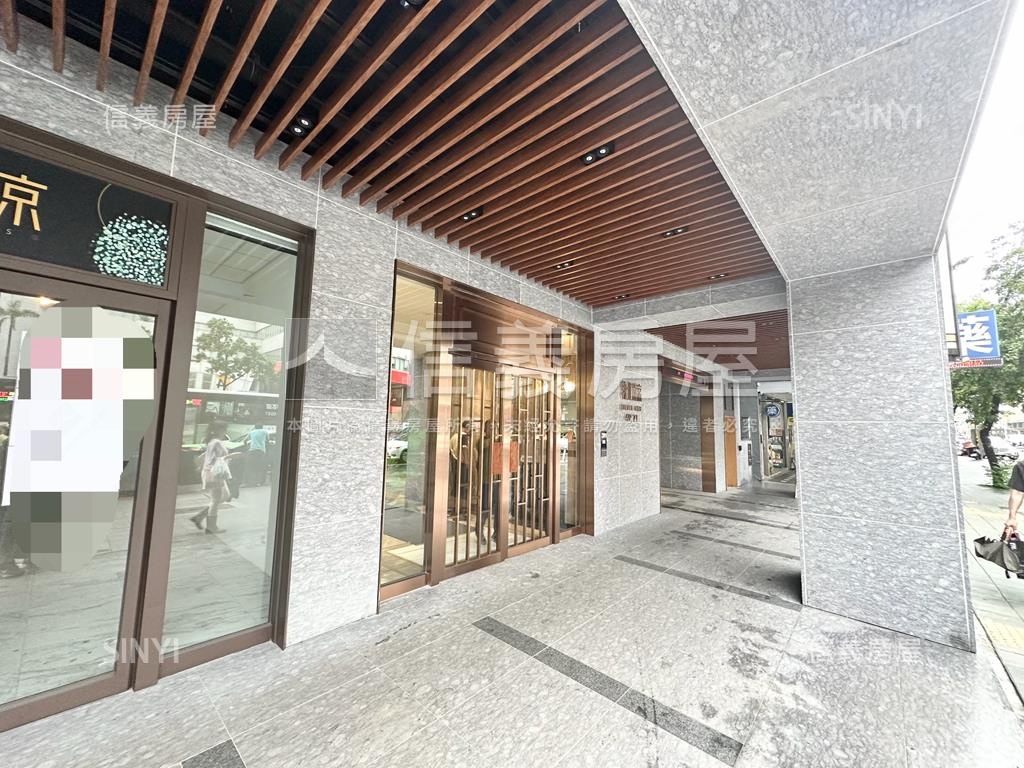 敦北南京臨路小巨蛋旁店面房屋室內格局與周邊環境