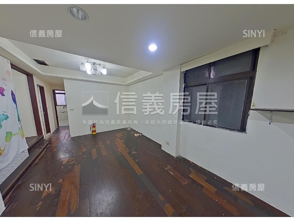 捷運北門商三土地１１坪房屋室內格局與周邊環境