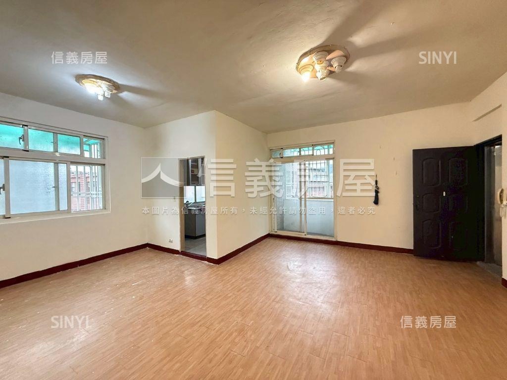 大坪林邊間採光公寓房屋室內格局與周邊環境