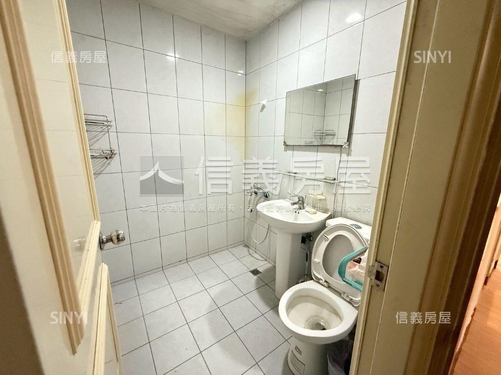 大坪林邊間採光公寓房屋室內格局與周邊環境
