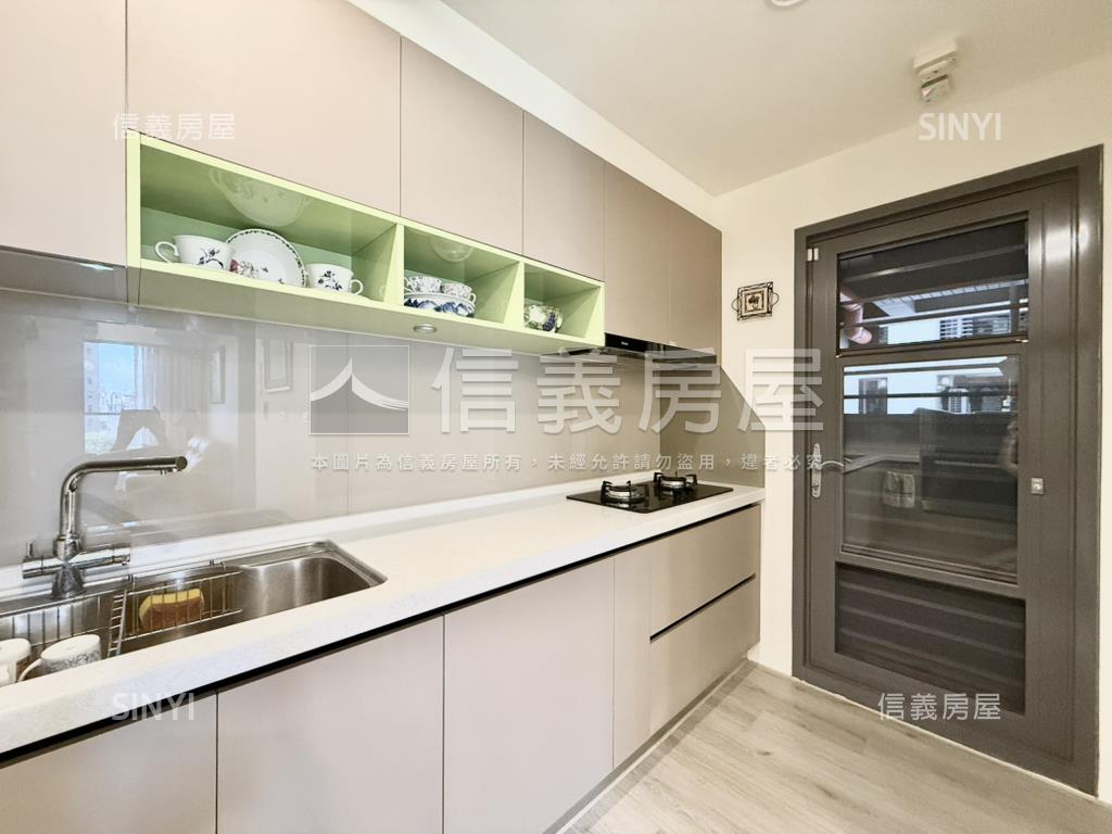 創研美美裝潢三房平車房屋室內格局與周邊環境