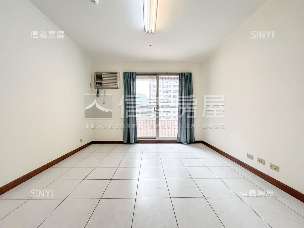 稀有邊間登峰天廈三房車位房屋室內格局與周邊環境