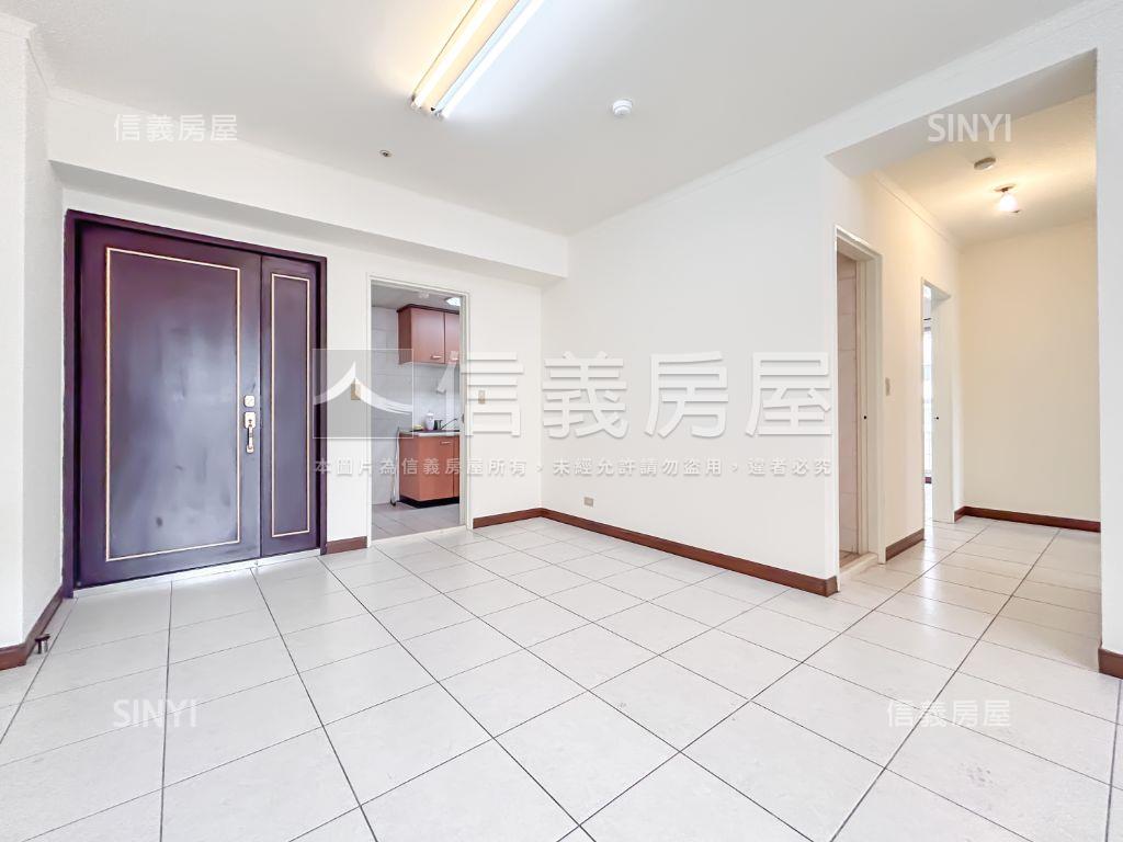 稀有邊間登峰天廈三房車位房屋室內格局與周邊環境