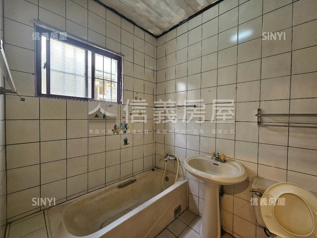 僑孝街活路透天房屋室內格局與周邊環境