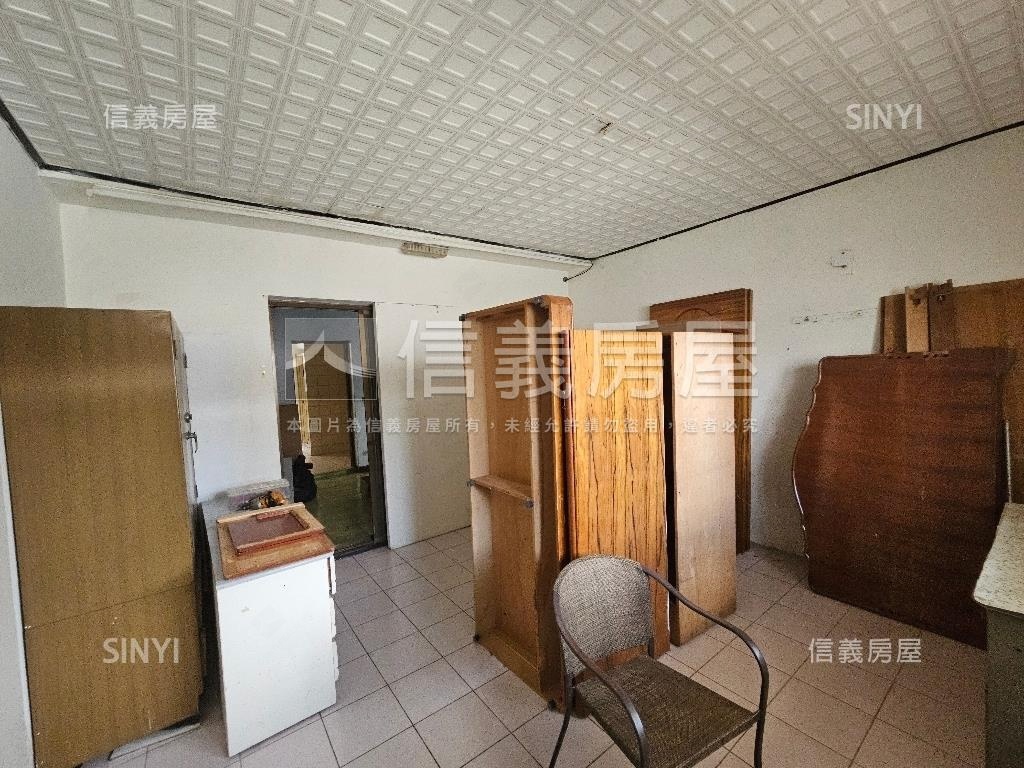 僑孝街活路透天房屋室內格局與周邊環境