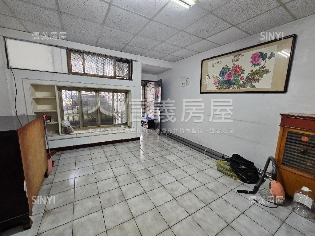 僑孝街活路透天房屋室內格局與周邊環境
