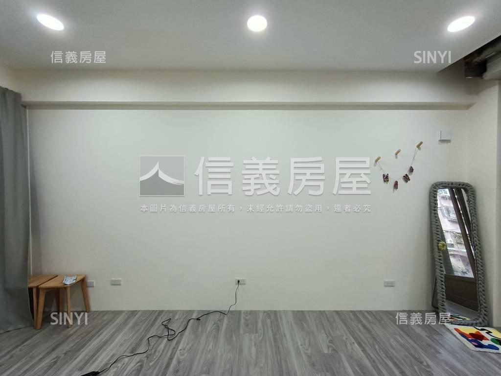 近捷運一樓房屋室內格局與周邊環境