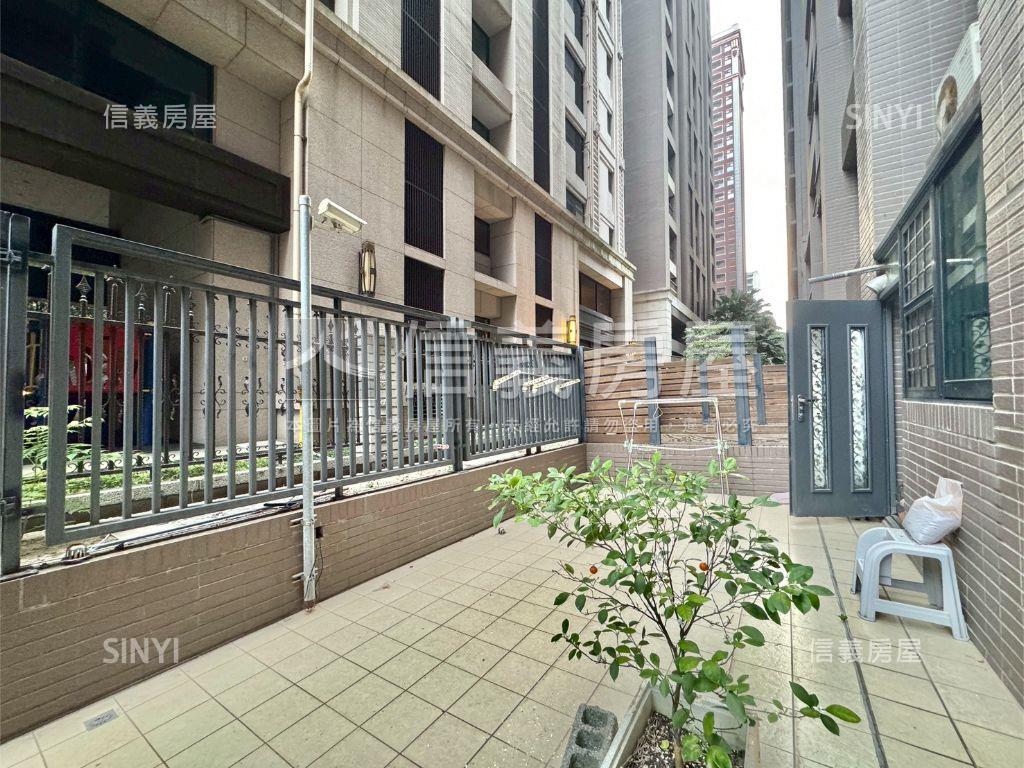 成功國中稀有前庭後院美屋房屋室內格局與周邊環境