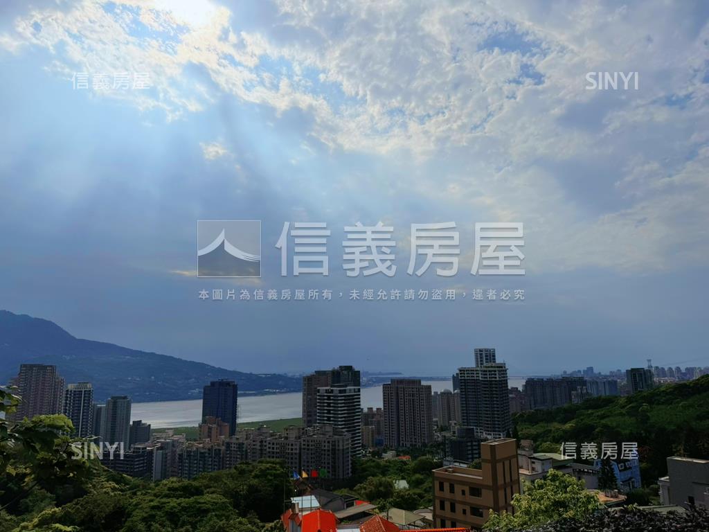 詩畫城堡景觀三房平車房屋室內格局與周邊環境