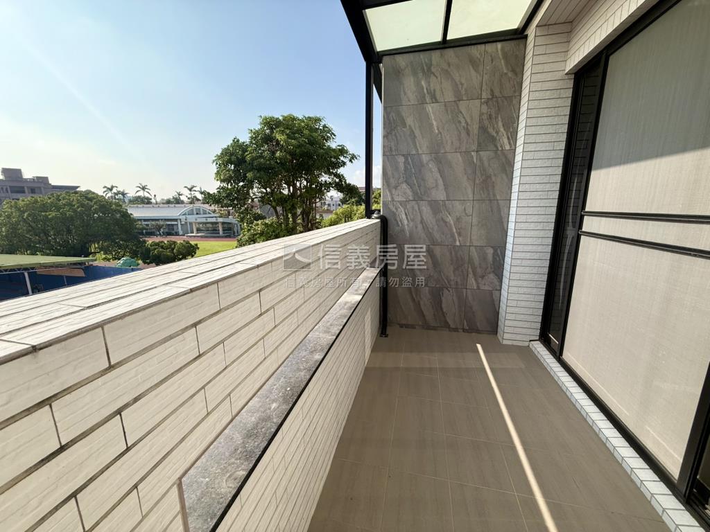 永康｜沐光輕屋齡車墅房屋室內格局與周邊環境