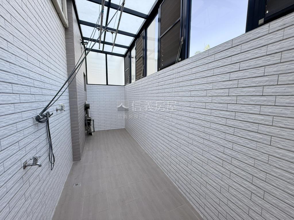 永康｜沐光輕屋齡車墅房屋室內格局與周邊環境