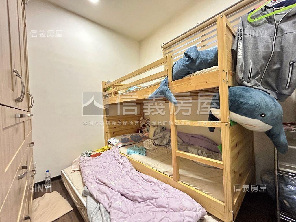 近中山醫綠園道旁四房平車房屋室內格局與周邊環境