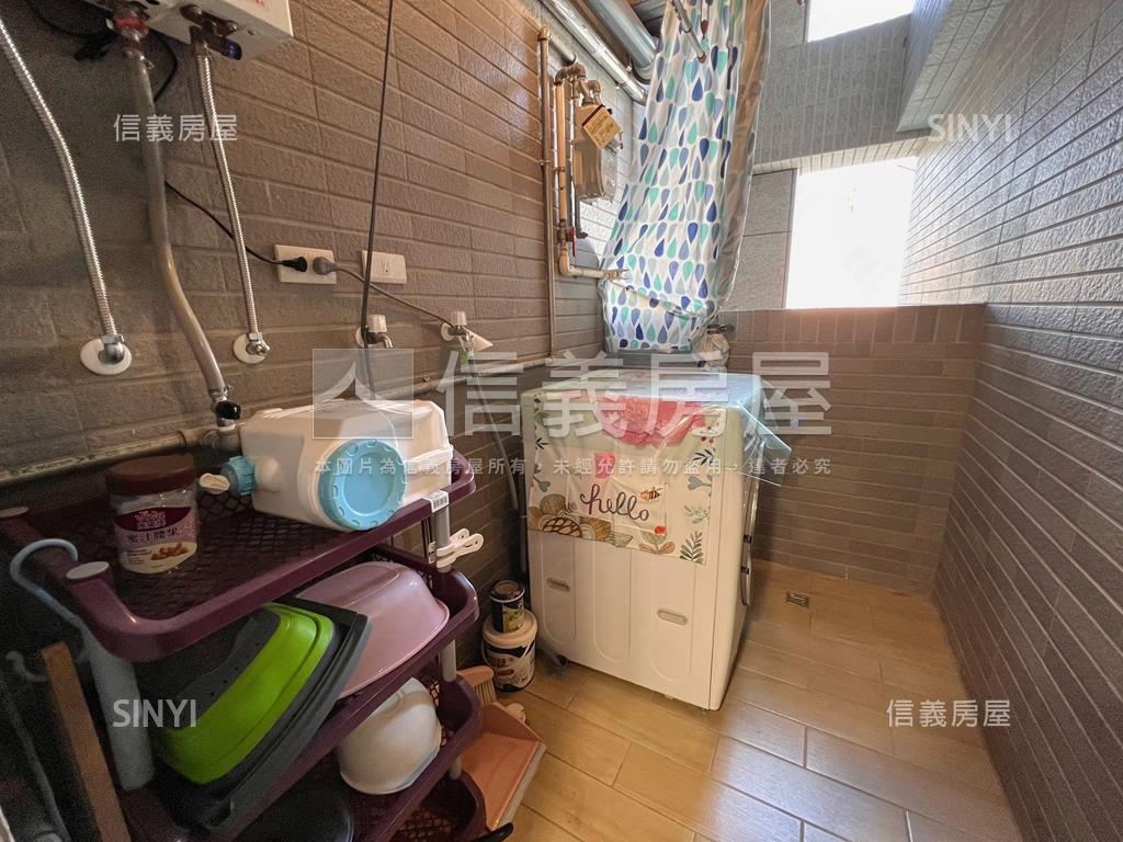 雙衛開窗福爾摩沙三房車位房屋室內格局與周邊環境