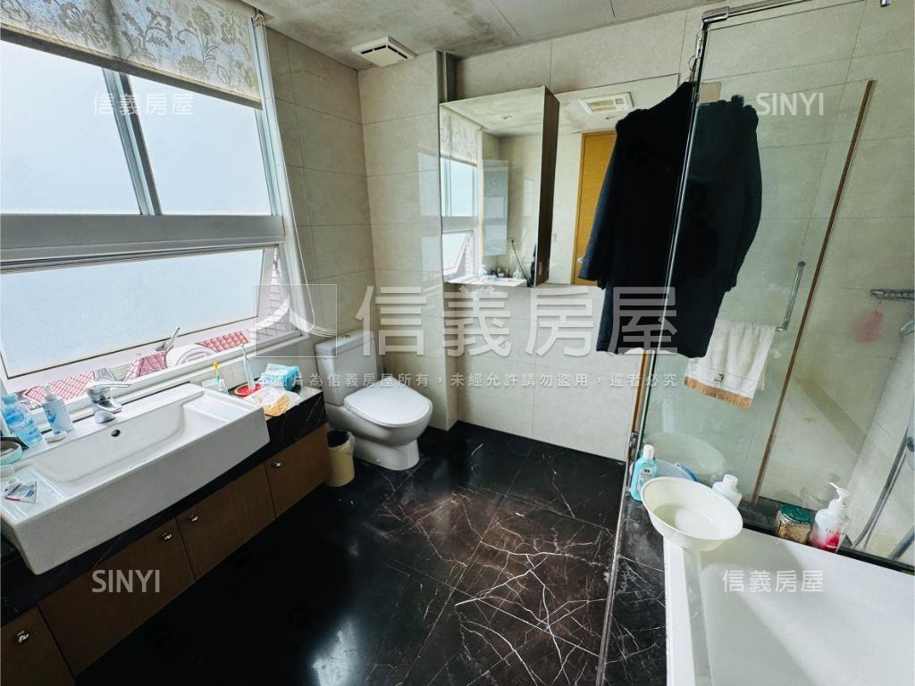 專任森呼吸上隱滿綠意豪邸房屋室內格局與周邊環境