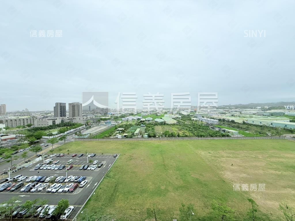 文華匯稀有首排美四房平車房屋室內格局與周邊環境