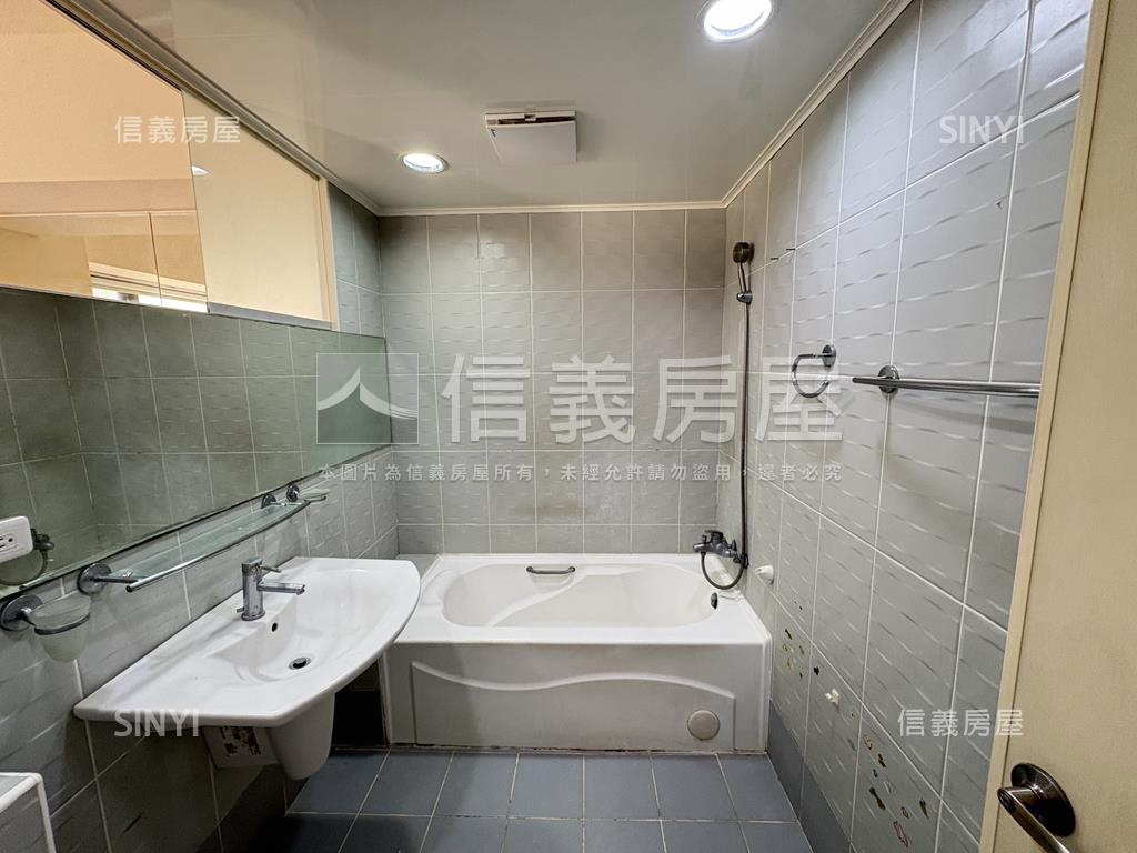 鄉林雅典兩房車位視野戶房屋室內格局與周邊環境