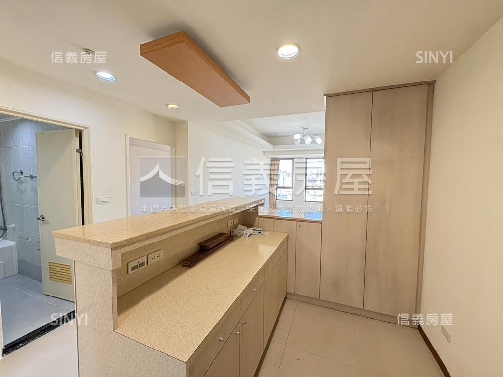 鄉林雅典兩房車位視野戶房屋室內格局與周邊環境