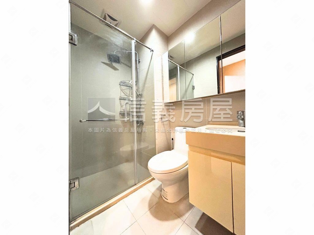 文湖‧優質邊間三房車位房屋室內格局與周邊環境