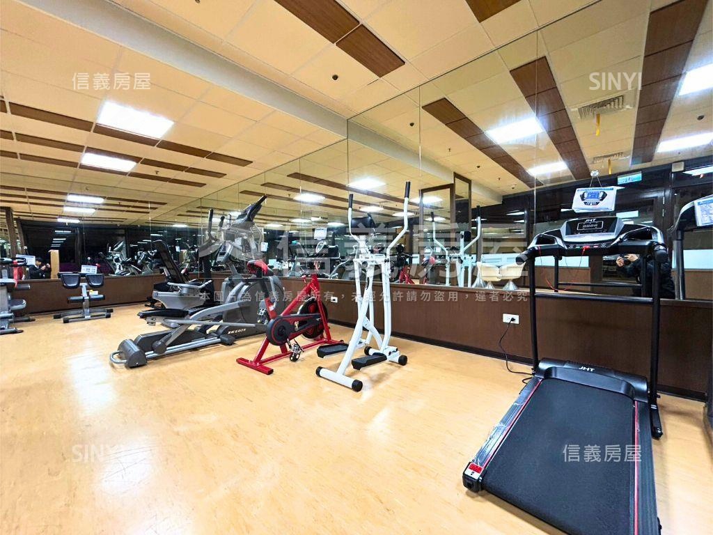 文湖‧優質邊間三房車位房屋室內格局與周邊環境