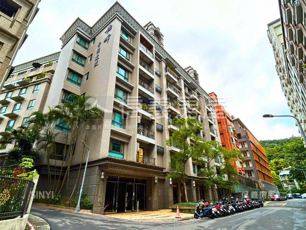 文湖‧優質邊間三房車位房屋室內格局與周邊環境