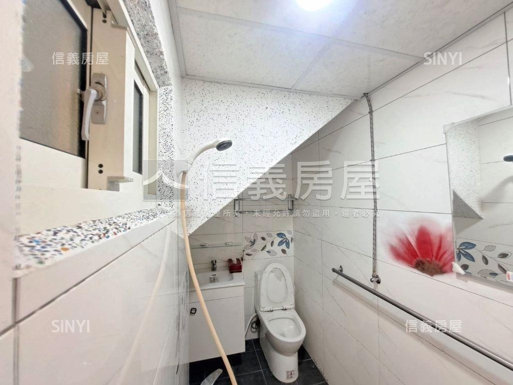 近７４塗城商圈文青美樓店房屋室內格局與周邊環境