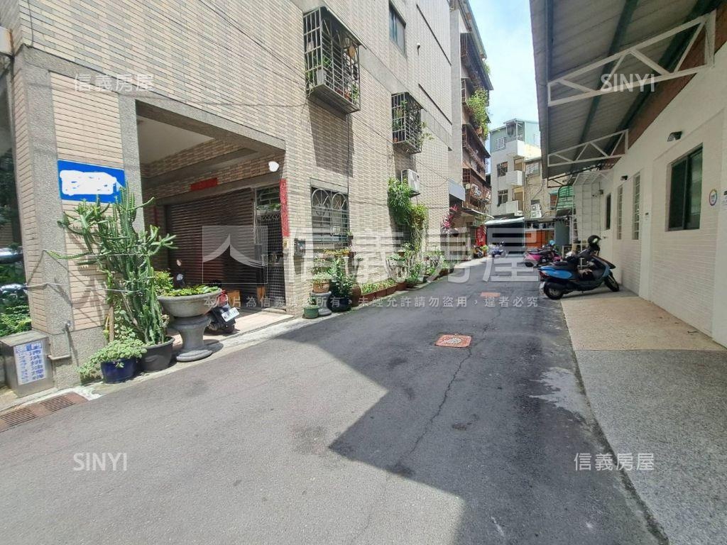 近７４塗城商圈文青美樓店房屋室內格局與周邊環境
