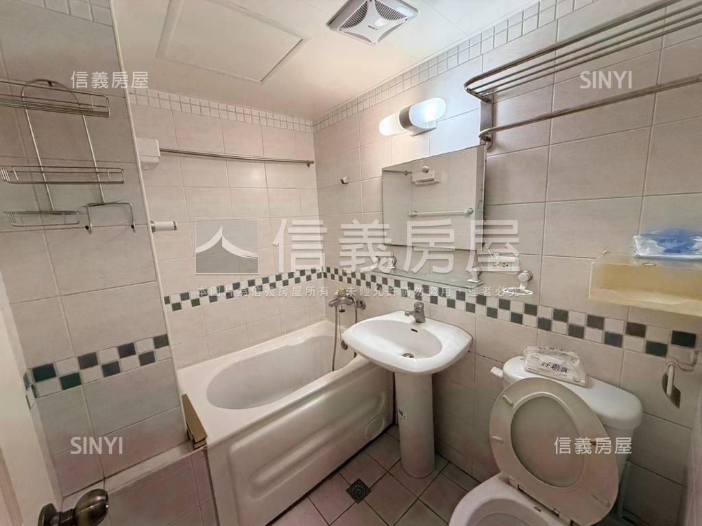 青春物語兩房平面車位房屋室內格局與周邊環境