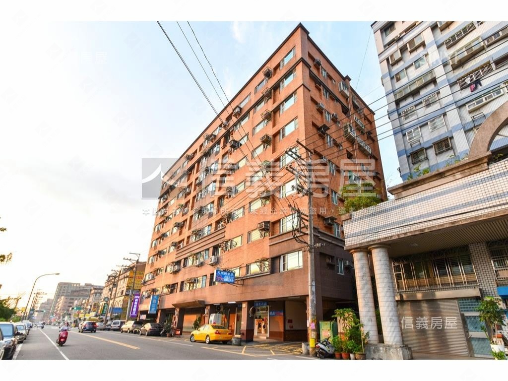 青春物語兩房平面車位房屋室內格局與周邊環境