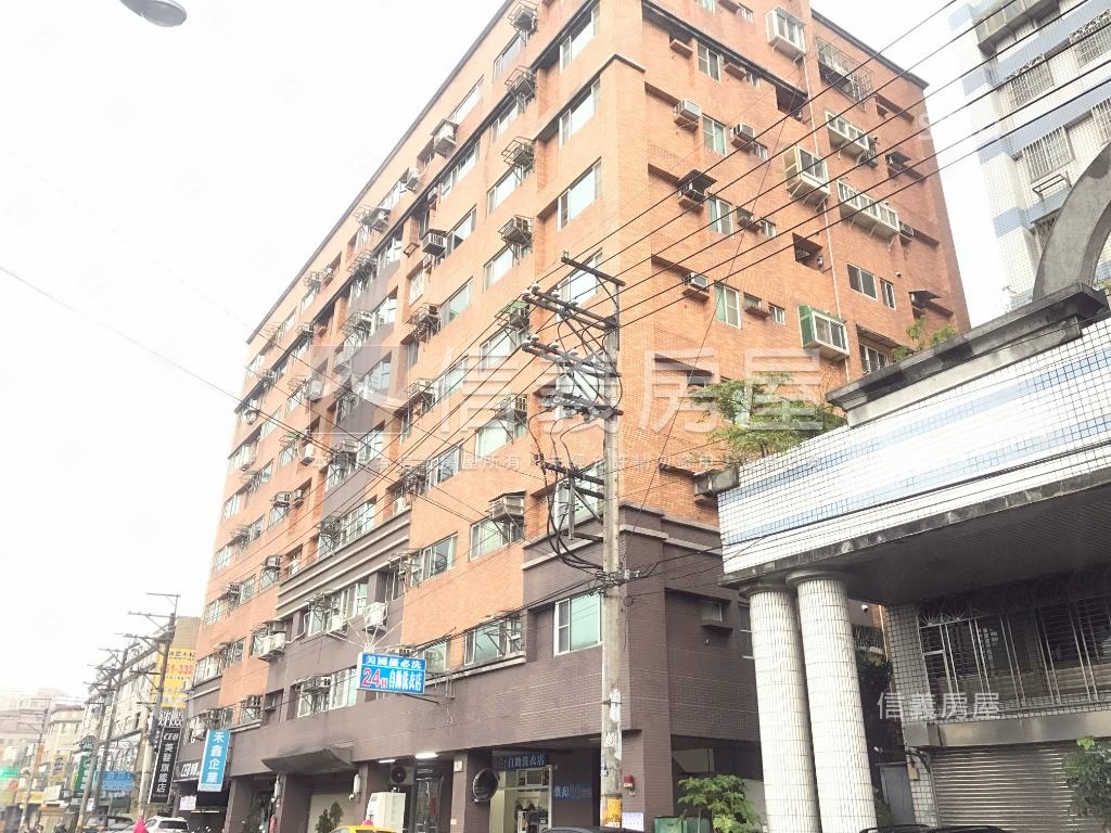 青春物語兩房平面車位房屋室內格局與周邊環境