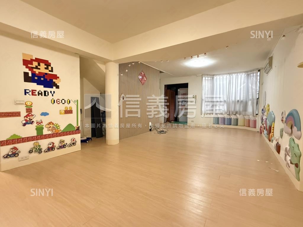 七期精選公園別墅附雙車位房屋室內格局與周邊環境