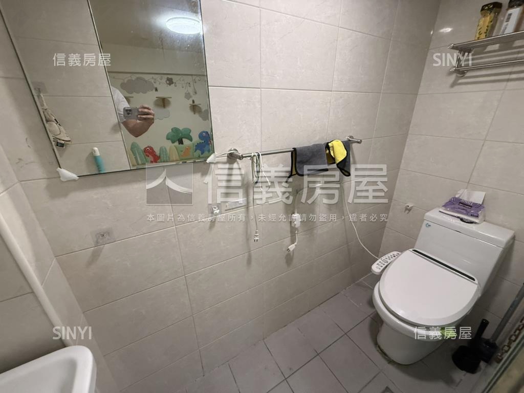 七期精選公園別墅附雙車位房屋室內格局與周邊環境