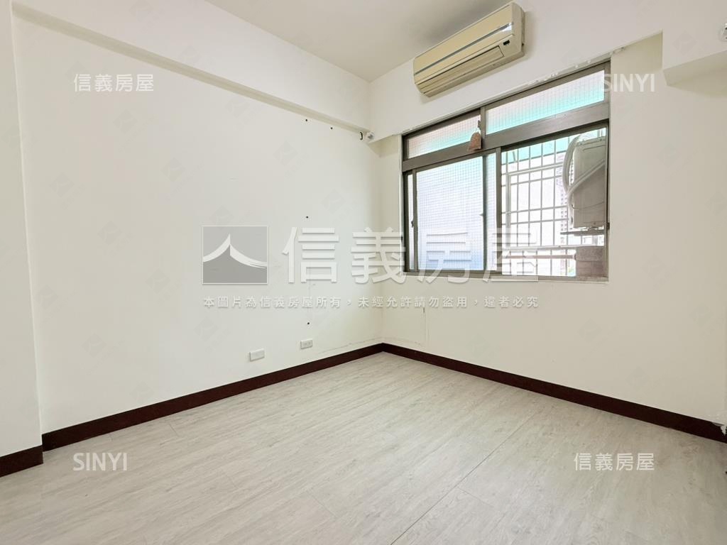 七期精選公園別墅附雙車位房屋室內格局與周邊環境