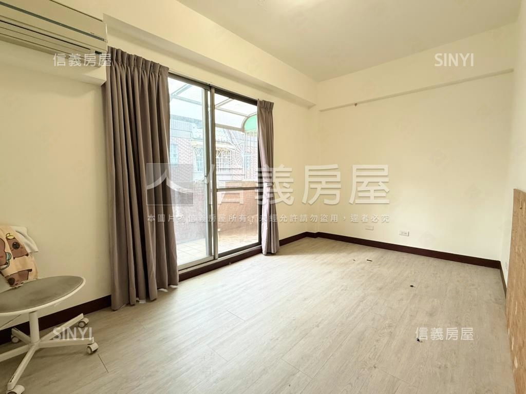 七期精選公園別墅附雙車位房屋室內格局與周邊環境