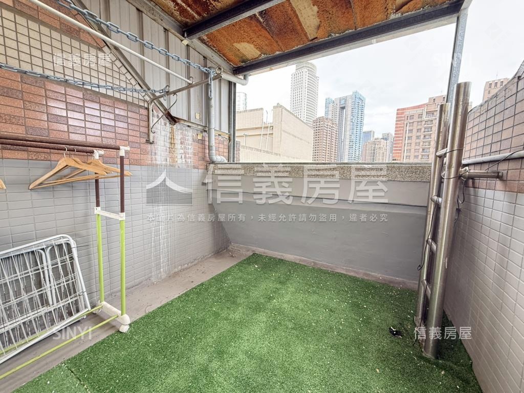 七期精選公園別墅附雙車位房屋室內格局與周邊環境